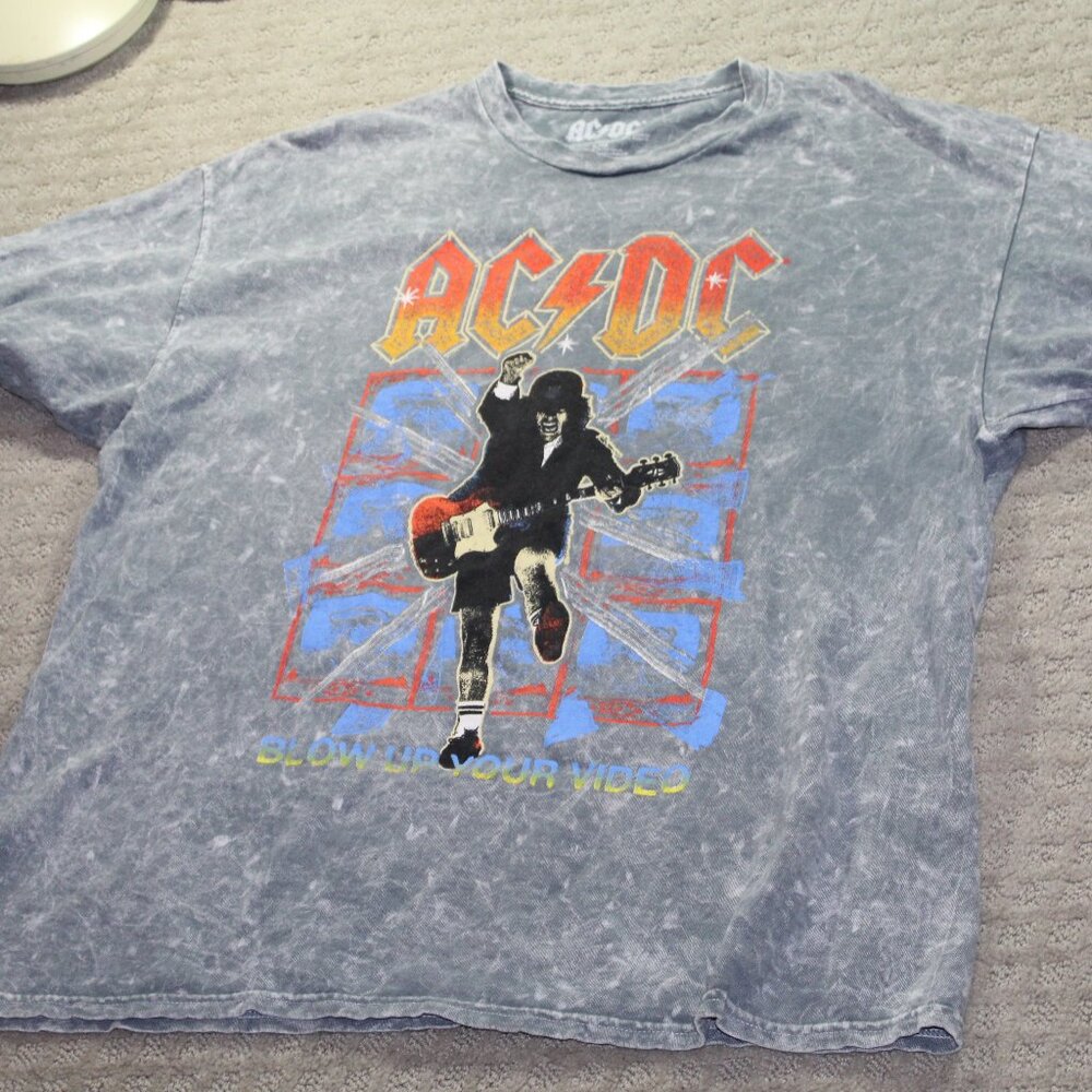 Vintage 1988 AC/DC World Tour Large Front/Back Graphic T-Shirt